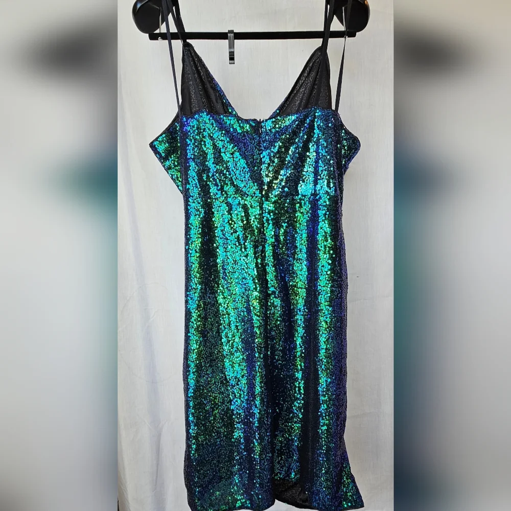 NWT Sequin Ruched V-Neck Dress in Iridescent Green and Blue - Picture 3 of 11